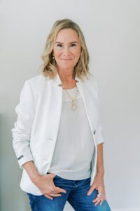 460 LYNN EASTON: Taking Planners from Luxury to Ultra-Luxury